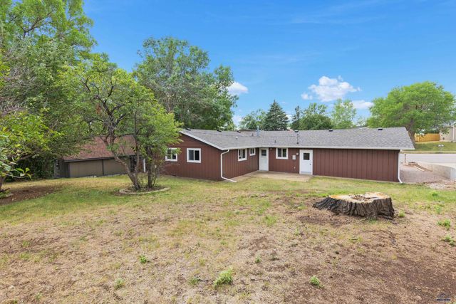 1516 N 7TH ST, Rapid City, SD 57701