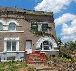5233 Cates Avenue, St Louis, MO 63108