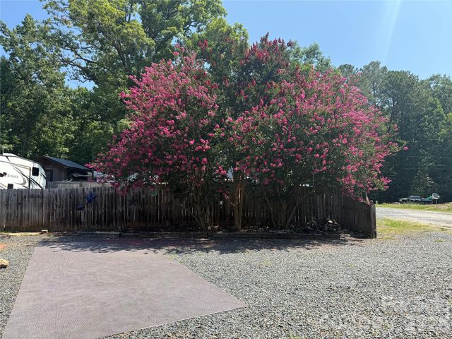 106 Anchor Court H93, Mount Gilead, NC 27306