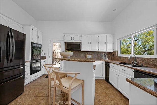 15330 Del Gado, Sherman Oaks, CA 91403