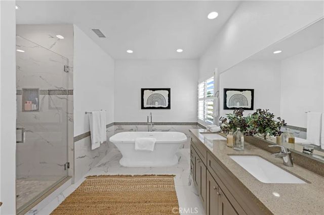 15330 Del Gado, Sherman Oaks, CA 91403