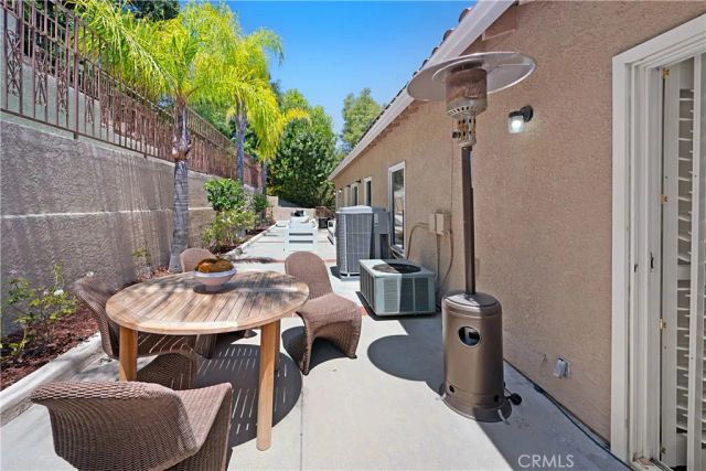 15330 Del Gado, Sherman Oaks, CA 91403