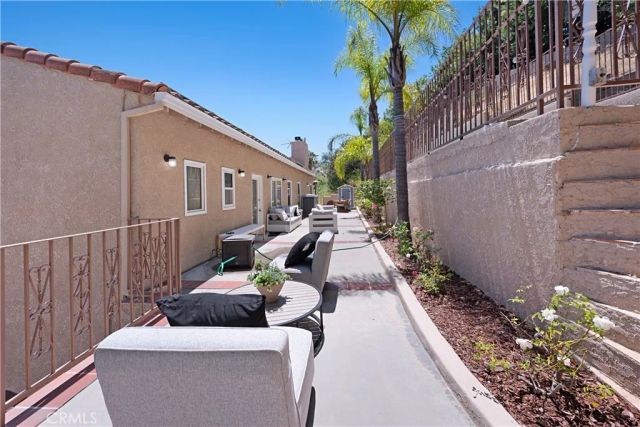 15330 Del Gado, Sherman Oaks, CA 91403