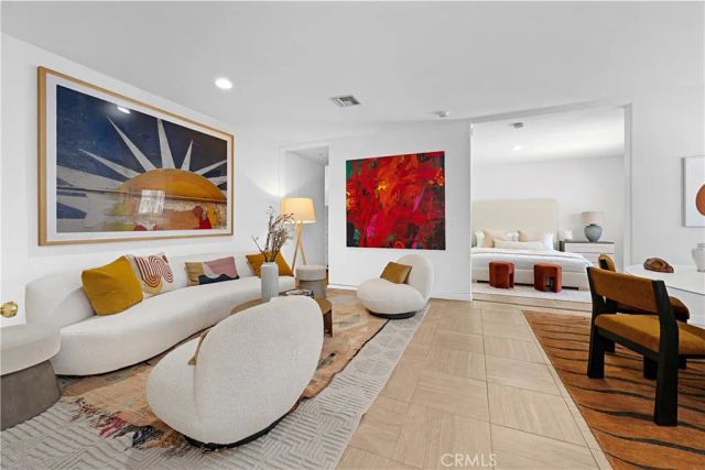 15330 Del Gado, Sherman Oaks, CA 91403