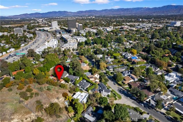 15330 Del Gado, Sherman Oaks, CA 91403