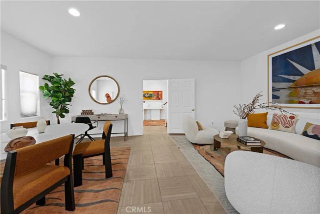 15330 Del Gado, Sherman Oaks, CA 91403