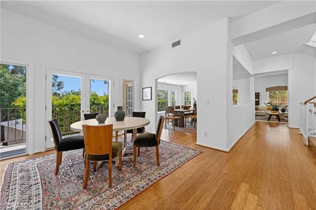15330 Del Gado, Sherman Oaks, CA 91403