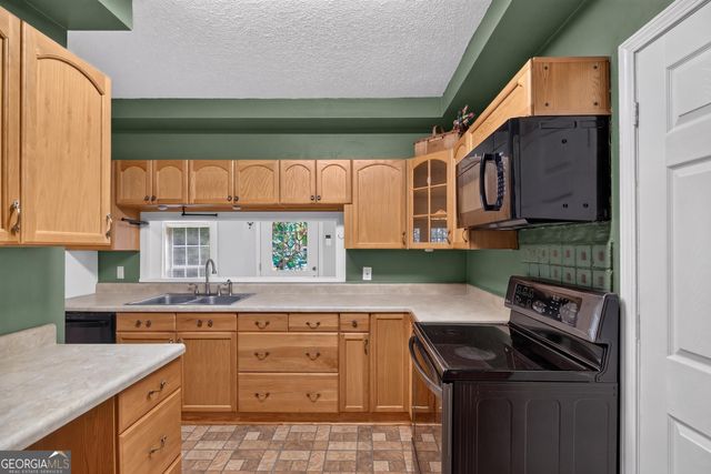 5801 West Point Road, Lagrange, GA 30240