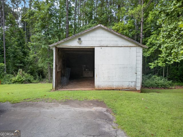 5801 West Point Road, Lagrange, GA 30240