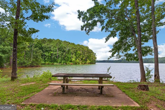 5801 West Point Road, Lagrange, GA 30240