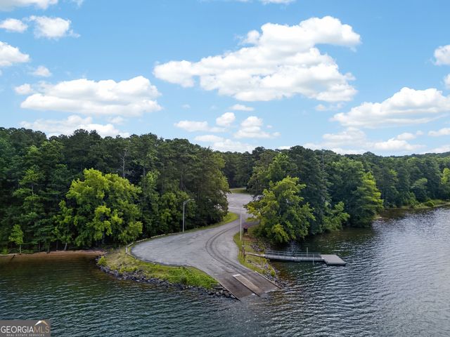 5801 West Point Road, Lagrange, GA 30240