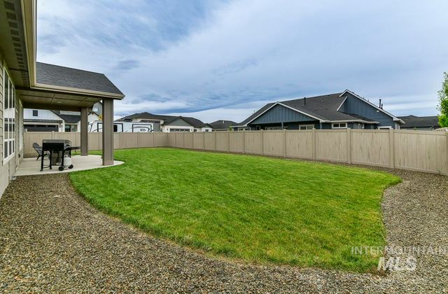 2391 S Kren Ave, Nampa, ID 83686