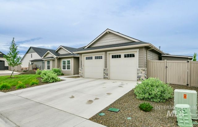 2391 S Kren Ave, Nampa, ID 83686