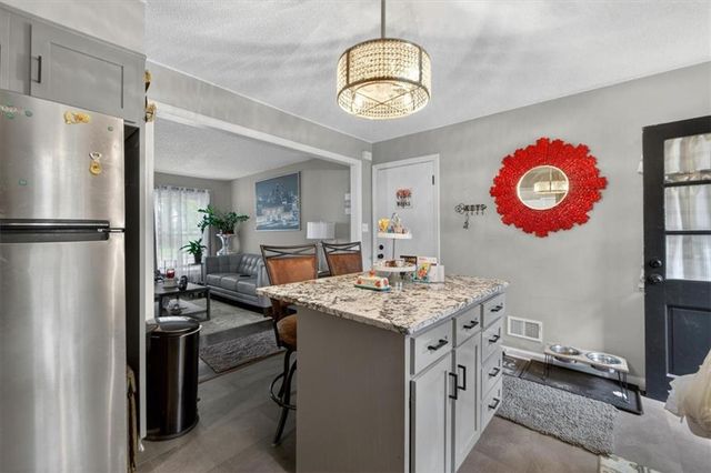 9504 Bennington Avenue, Kansas City, MO 64134