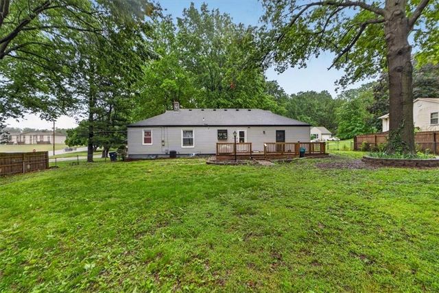 9504 Bennington Avenue, Kansas City, MO 64134