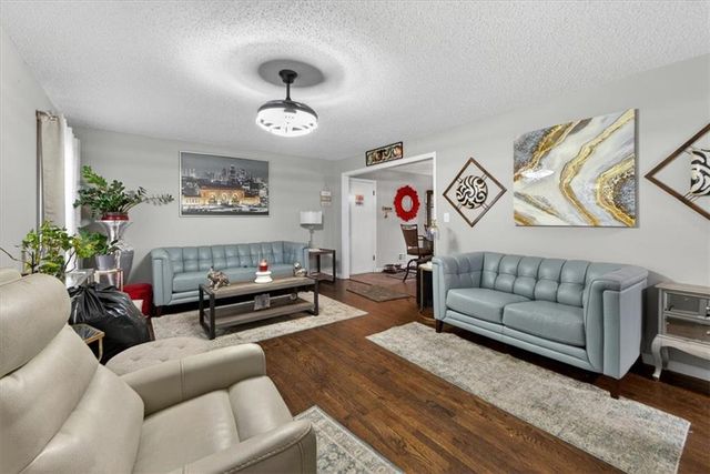 9504 Bennington Avenue, Kansas City, MO 64134