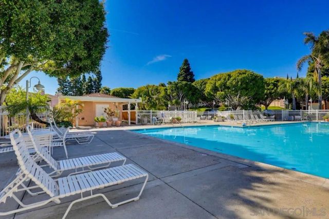 7163 Camino DeGrazia 112, San Diego, CA 92111