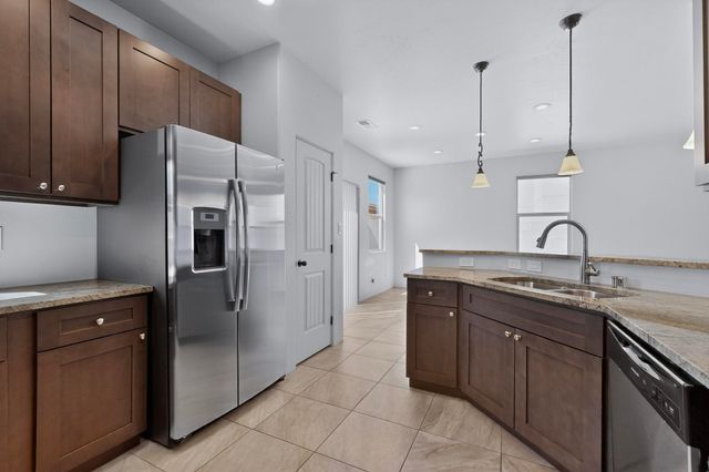 3035 Bonitas Loop, Santa Fe, NM 87507