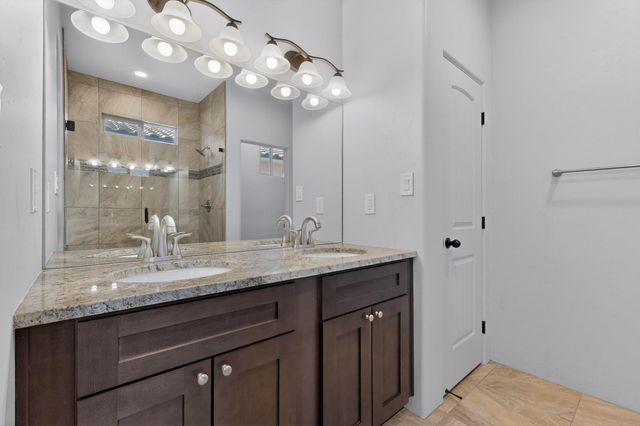 3035 Bonitas Loop, Santa Fe, NM 87507