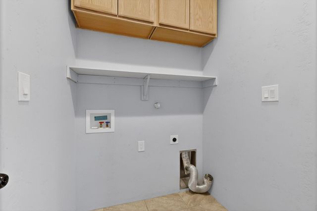 3035 Bonitas Loop, Santa Fe, NM 87507