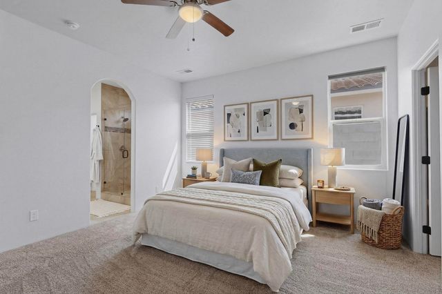 3035 Bonitas Loop, Santa Fe, NM 87507