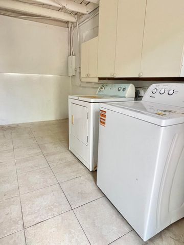 6129 Funston Street, Hollywood, FL 33023