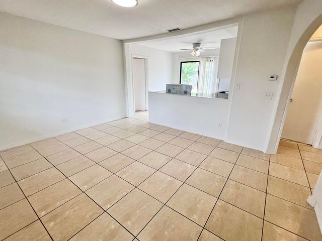6129 Funston Street, Hollywood, FL 33023