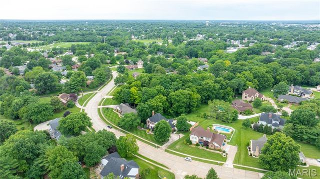 111 Bogey Estates Drive, St Charles, MO 63303