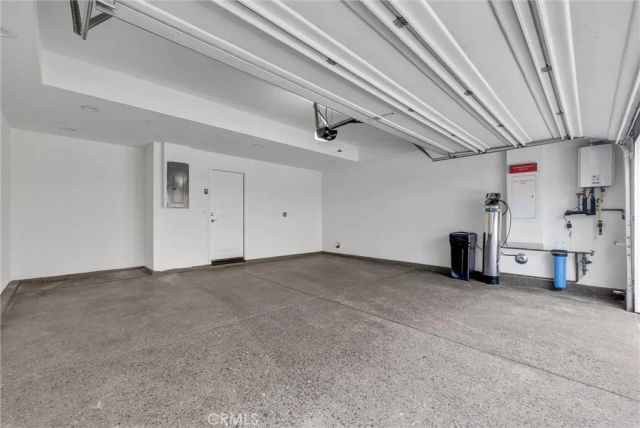 158 Macintosh Way, Upland, CA 91786