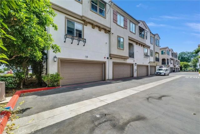 158 Macintosh Way, Upland, CA 91786