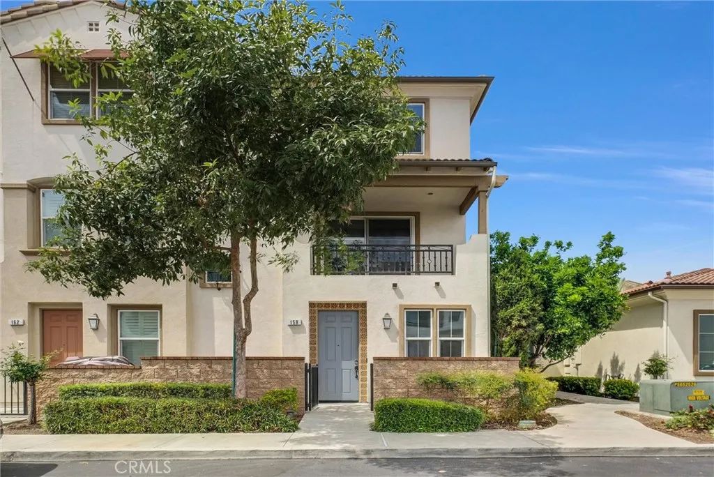 158 Macintosh Way, Upland, CA 91786