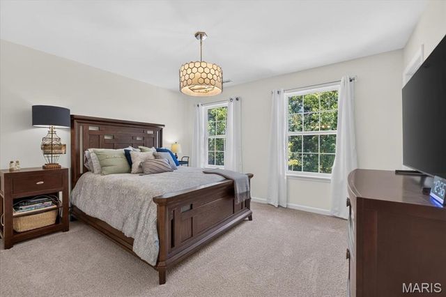 427 Sunset Hollow Drive, Wentzville, MO 63385