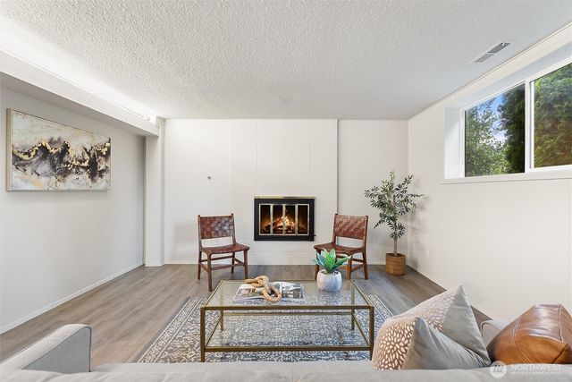 1119 Shelton Avenue NE, Renton, WA 98056