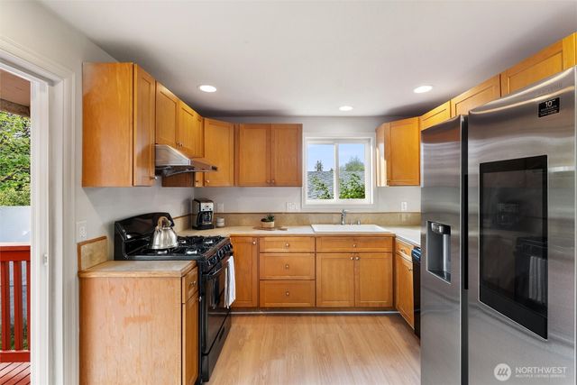 1119 Shelton Avenue NE, Renton, WA 98056