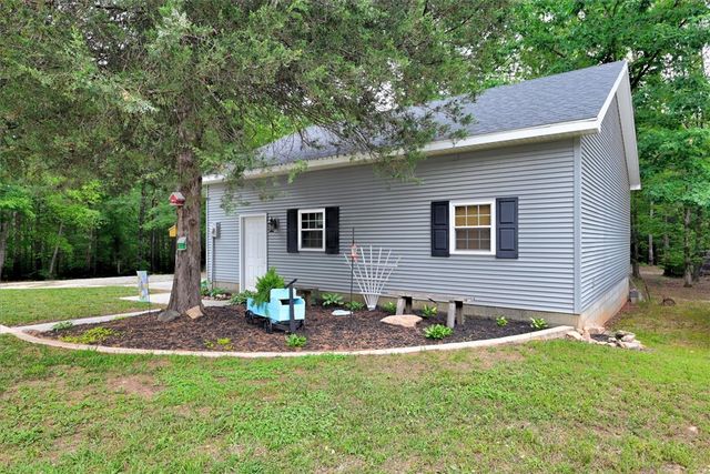 833 Duncan Creek Church Road, Laurens, SC 29360