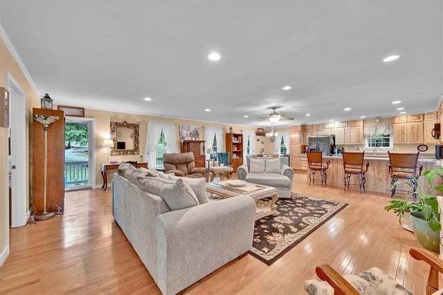 833 Duncan Creek Church Road, Laurens, SC 29360