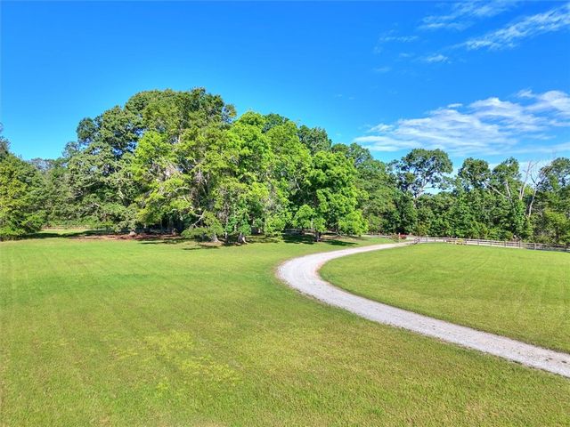 833 Duncan Creek Church Road, Laurens, SC 29360