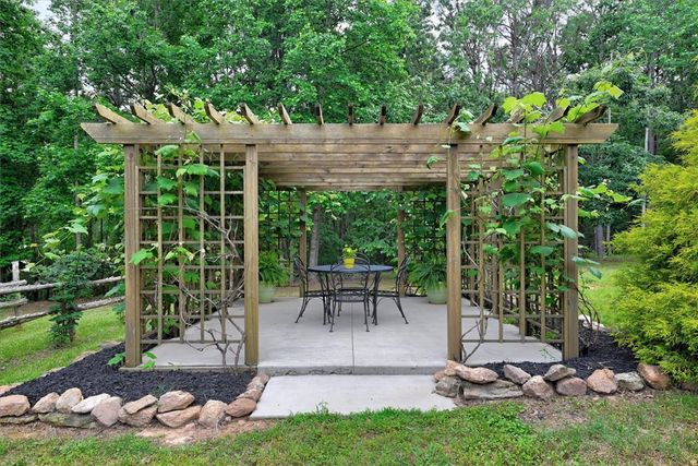 833 Duncan Creek Church Road, Laurens, SC 29360