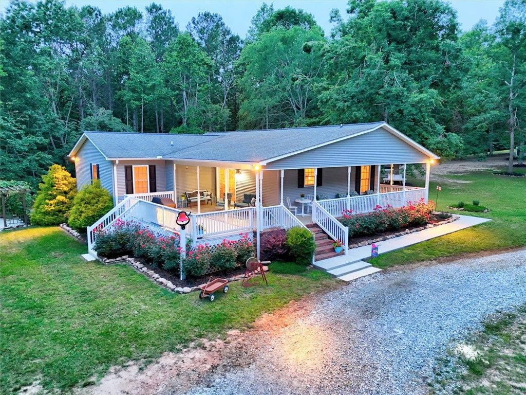 833 Duncan Creek Church Road, Laurens, SC 29360