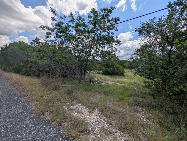 3404 Oak Forest DR, Lago Vista, TX 78645