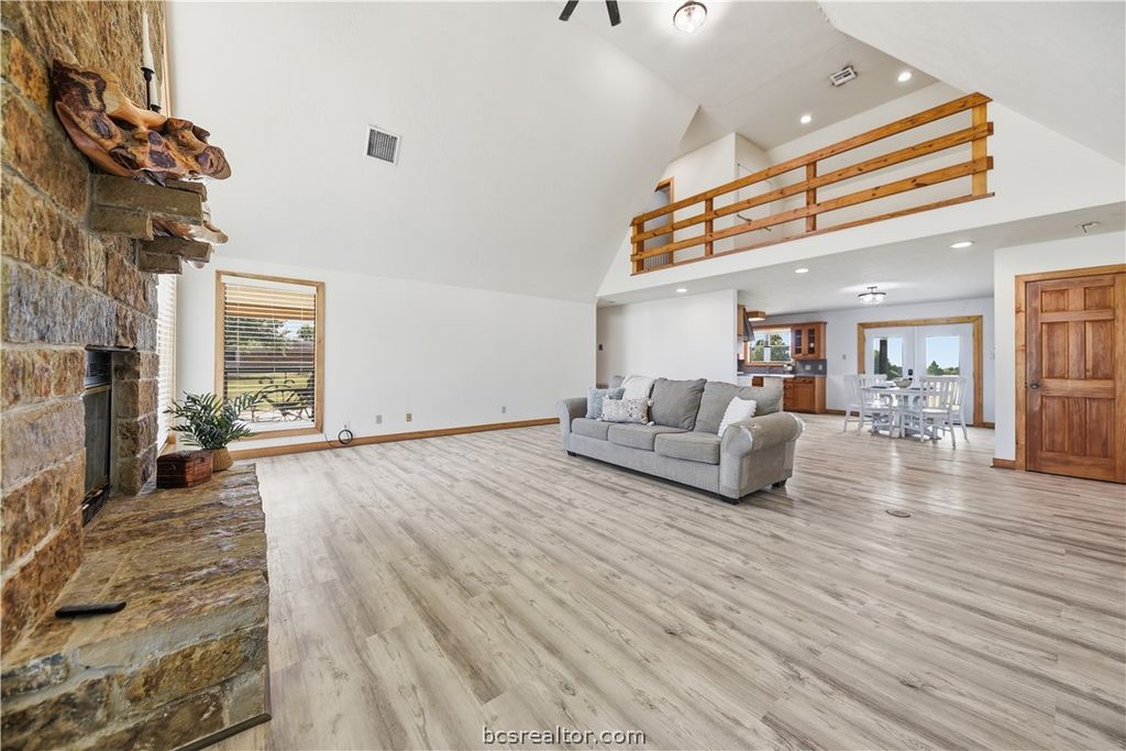 3090 Old Navasota, Brenham, TX 77833 — photo 4