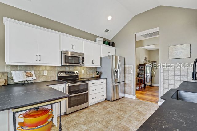 40 Old House Creek Dr, Hilton Head Island, SC 29926