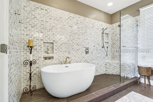 40 Old House Creek Dr, Hilton Head Island, SC 29926