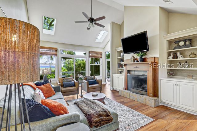 40 Old House Creek Dr, Hilton Head Island, SC 29926