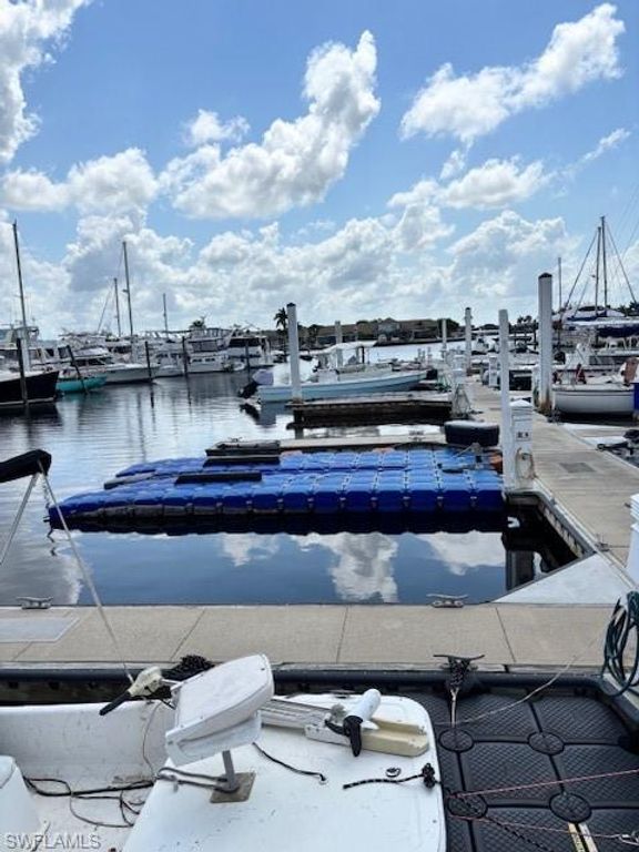 525 Newport DR, NAPLES, FL 34114 — photo 3