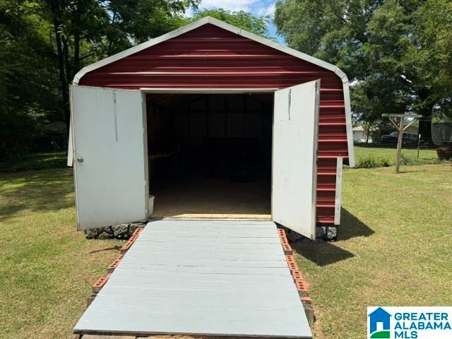 9041 S US HIGHWAY 31, Hanceville, AL 35077