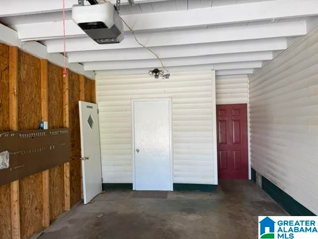 9041 S US HIGHWAY 31, Hanceville, AL 35077