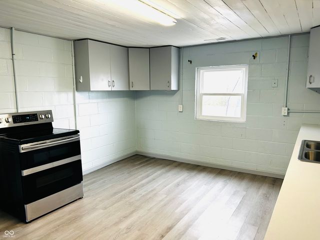 606 W 450 S, Shelbyville, IN 46176