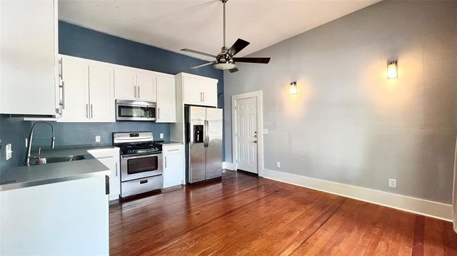 1113 E 2nd ST A, Austin, TX 78702