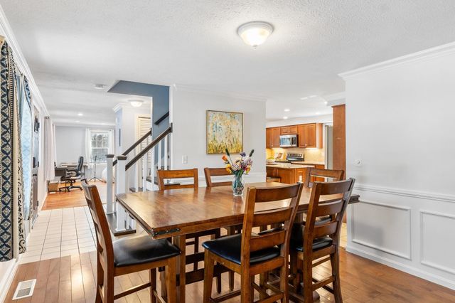 3 COPPERFIELD Lane, Londonderry, NH 03053